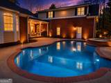 715 Lexington Avenue - Photo 3