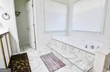 2238 Roseberry Lane - Photo 32
