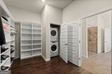 404 Prague Way - Photo 32