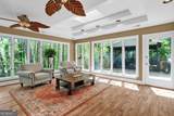1819 Yorkshire Drive - Photo 14