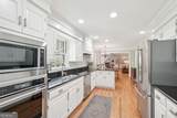 918 Guinevere Way - Photo 15