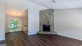 685 Greenhedge Drive - Photo 3