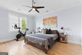 1671 Laurel Avenue - Photo 32