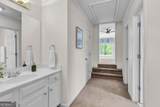 5303 Davenport Manor - Photo 33