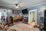 701 Oak Street - Photo 22