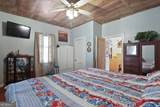 701 Oak Street - Photo 28