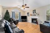221 Hunters Crossing - Photo 6