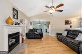 221 Hunters Crossing - Photo 8