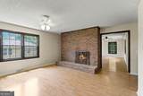 121 Stonewood Drive - Photo 10
