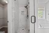 463 The Gables Drive - Photo 17