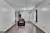2121 Crescentview Drive - Photo 10