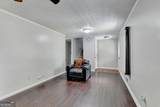 2121 Crescentview Drive - Photo 11