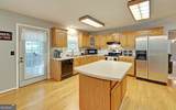 325 Springwood Drive - Photo 10