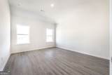 111 Monroe Court - Photo 10