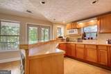 833 Bear Creek Point - Photo 31