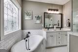 107 College Street - Photo 12