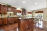 7621 Forest Glen Way - Photo 11