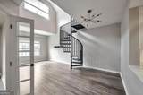 1074 Peachtree Walk - Photo 4