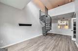 1074 Peachtree Walk - Photo 8