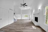 1586 Kings Road - Photo 20