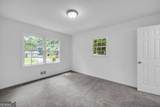 1586 Kings Road - Photo 48