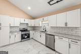 596 Watson Street - Photo 8