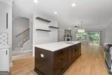 687 Coligny Court - Photo 17
