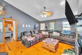 874 Mistletoe Road - Photo 18