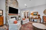 930 Champney - Photo 29