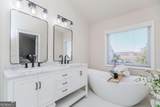 3971 Savannah Square Street - Photo 15
