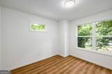 1631 Burton Street - Photo 14