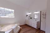 2462 Chimney Top Lane - Photo 19