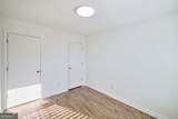 1930 Dilcrest Drive - Photo 10