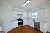 1930 Dilcrest Drive - Photo 22