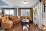9122 Loxford Street - Photo 9