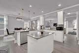 413 Livingston Point - Photo 17