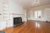 8 Old Chestnut Street - Photo 4
