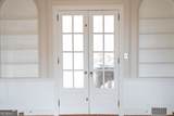 8 Old Chestnut Street - Photo 8