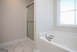 138 Sadie Heights Boulevard - Photo 21