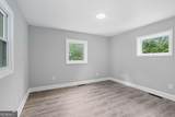 1724 Leslie Avenue - Photo 22