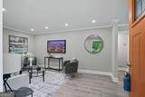 1724 Leslie Avenue - Photo 3