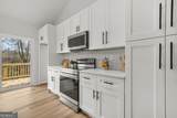 1674 Mary George Avenue - Photo 12