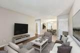 122 Nowell Street - Photo 2