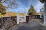 115 Carriage Way - Photo 18