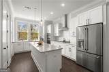 1712 Edgehill Manor Street - Photo 6