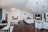 142 Lawrence Drive - Photo 9