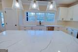 1021 Pointe - Photo 11