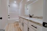1021 Pointe - Photo 25