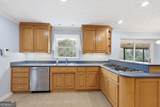 1582 Riverside Drive - Photo 16