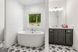 373 Mcintosh Road - Photo 17